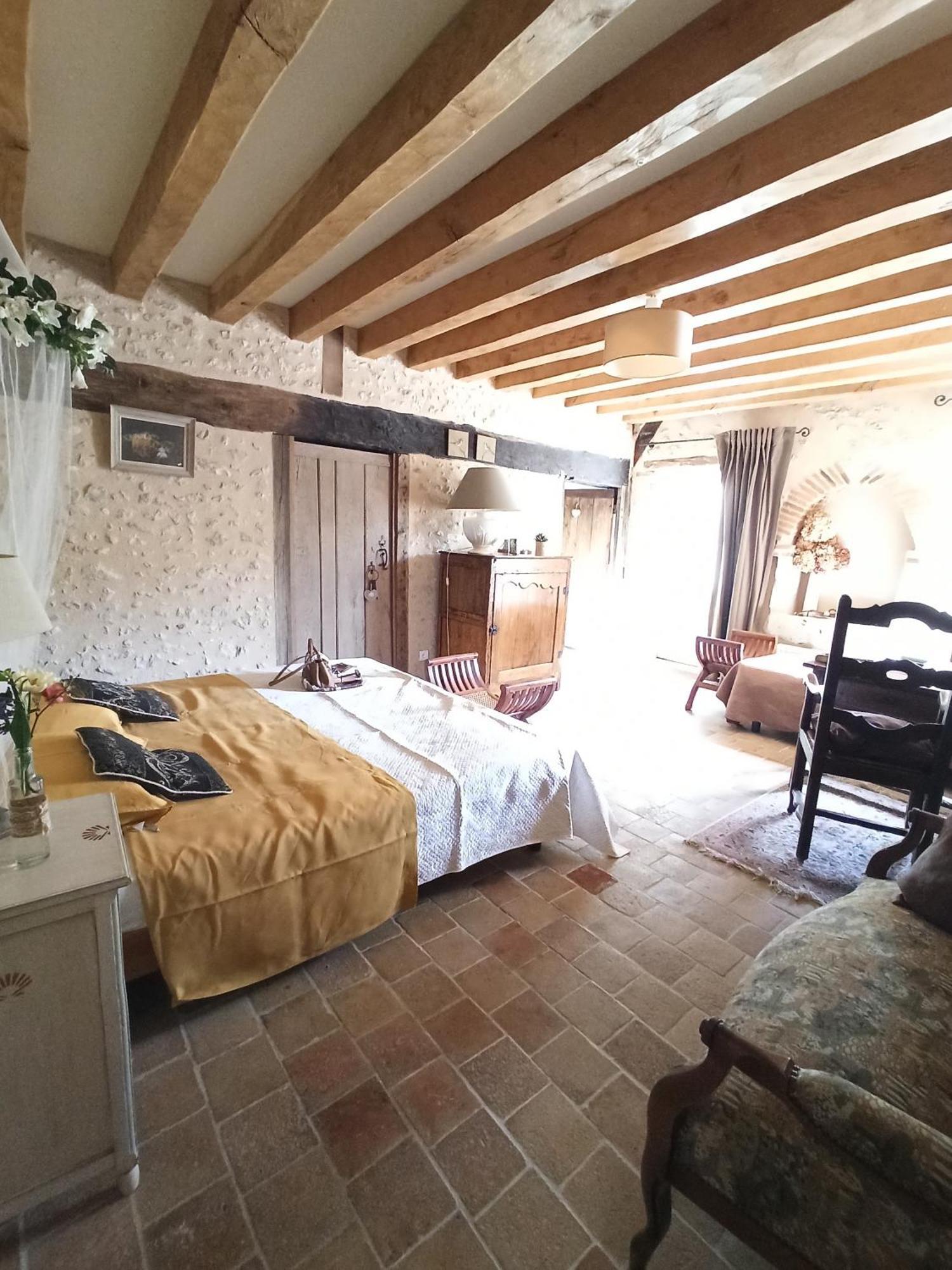 Le Bonheur Des Hotes Suèvres Extérieur photo